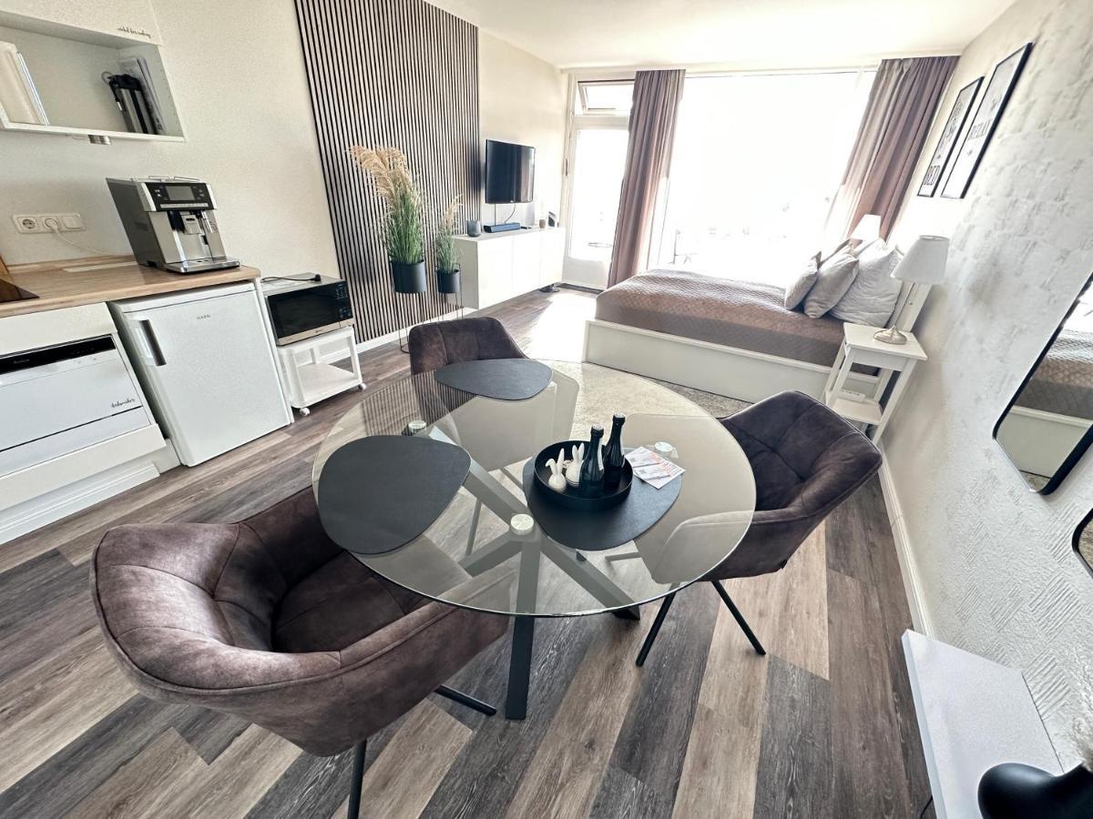 Timmendomizil - Schoene Ferienwohnung In Bester Lage - Sonnenseite Timmendorfer Strand Exteriör bild